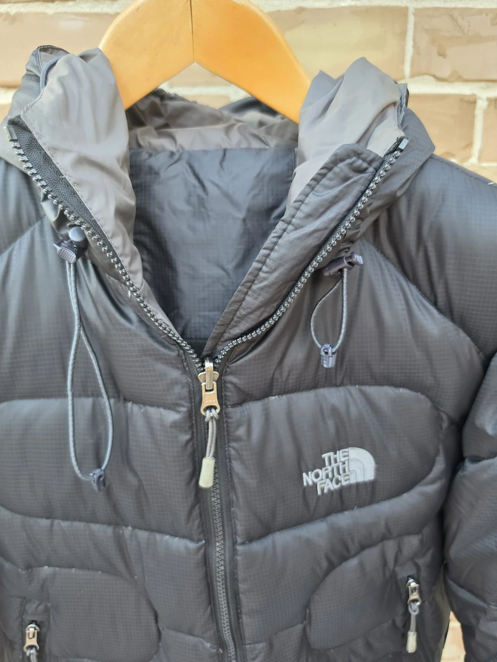 The North Face Black Hooded Puffer Jacket Men's Medium M